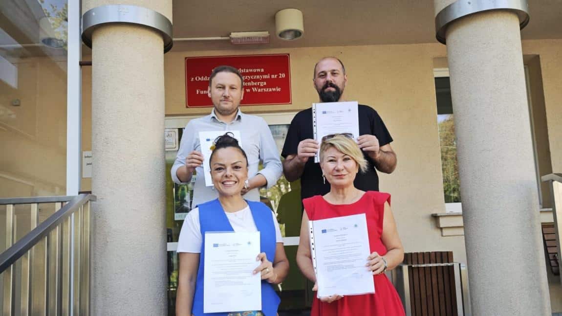 Polonya Varşova'daki Eğitimler Tamamlandı.